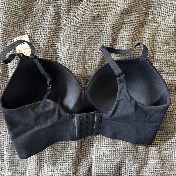 Truekind Supportive Comfort Wireless Shaping Bra M NWT - Picture 3 of 5